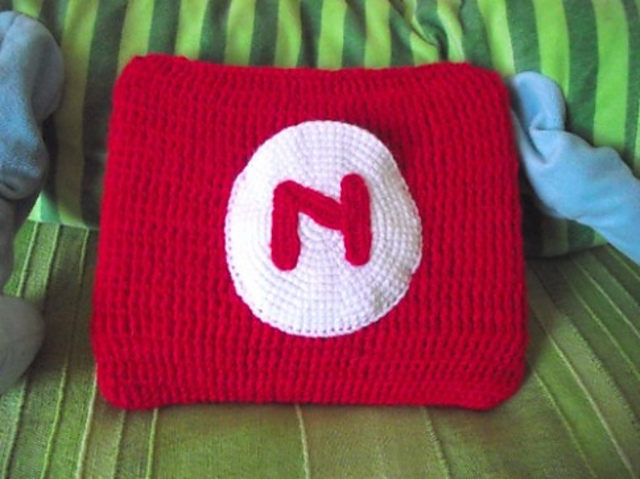 DVD player cozy for gamers