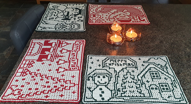 Christmas 4 unique placemats