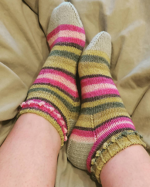 Shortie Bobblette Sox