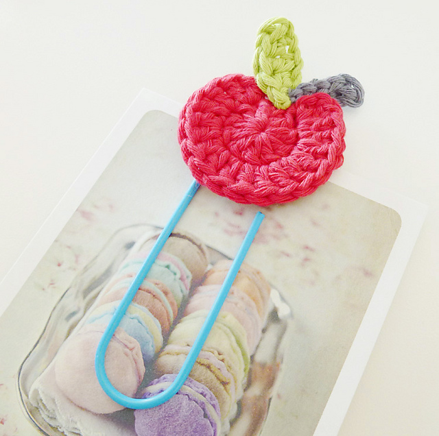 Apple Paperclip