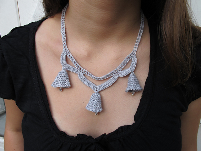 Bell necklace