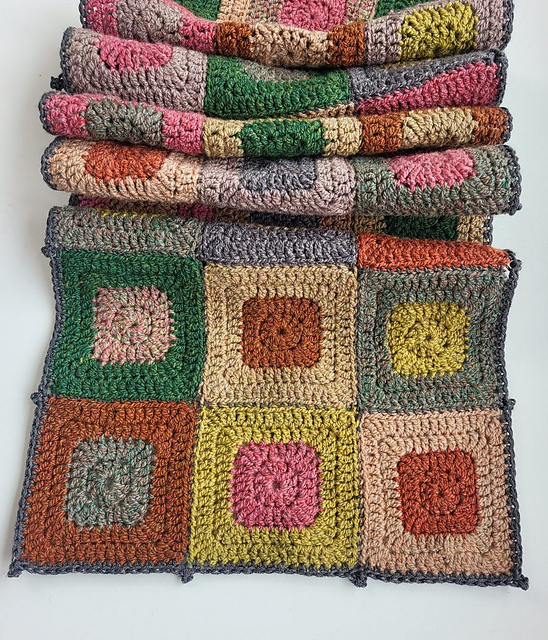 Advent Echos Scarf
