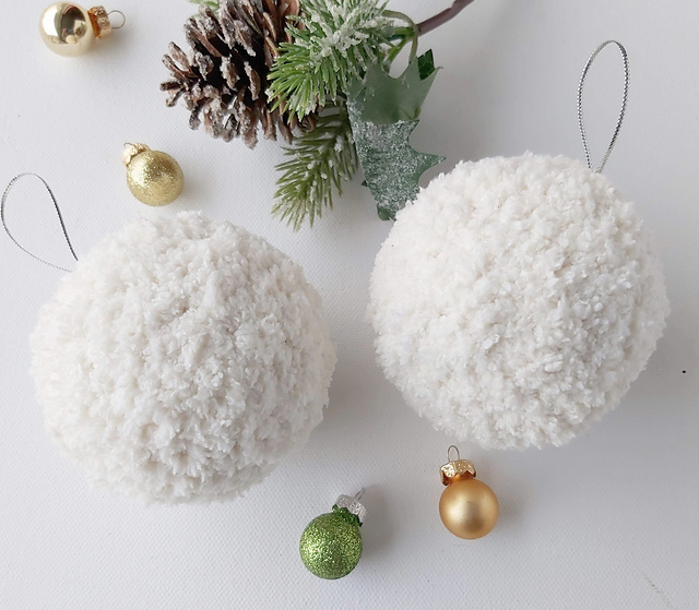 Furry Snowball Baubles