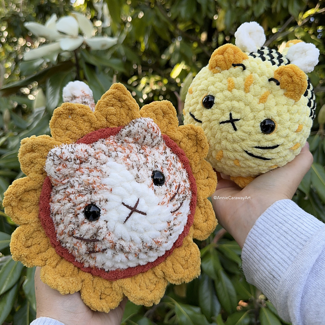 Flower Cats and Friends Plushies