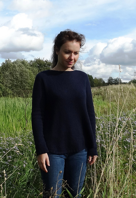 Troubled sky Pullover