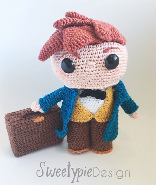 newt scamander doll