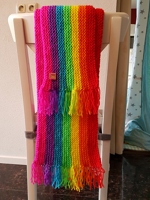 Rainbow scarf Yuna