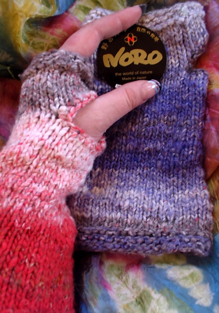 Kureyon Armwarmers