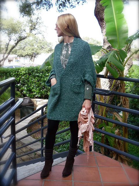 # 36 V-Pulli Sommer-Cape