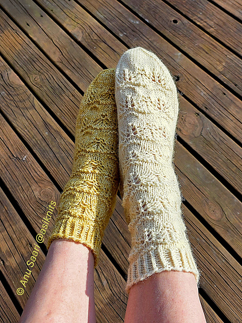 SimpleLaceSocks #261