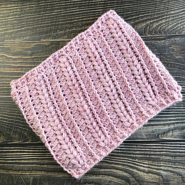 Mountainside Cowl