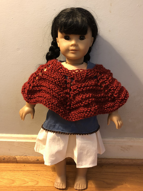 Quick Lacy Capelet