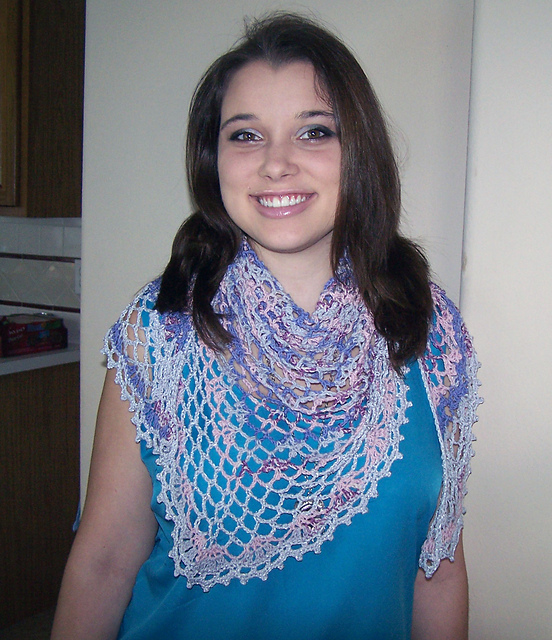 Hollyberry Shawl