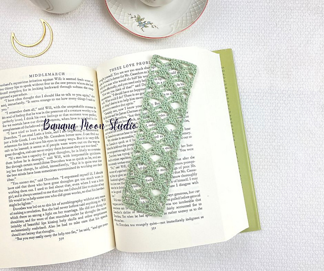Ravelry Lane Bookmark pattern by April Garwood