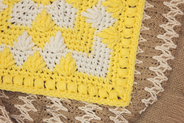 Flower & Leaf Afghan Square