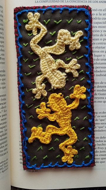 Dart Frog Applique