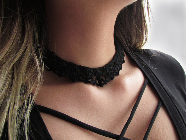 Gothic Widow Choker