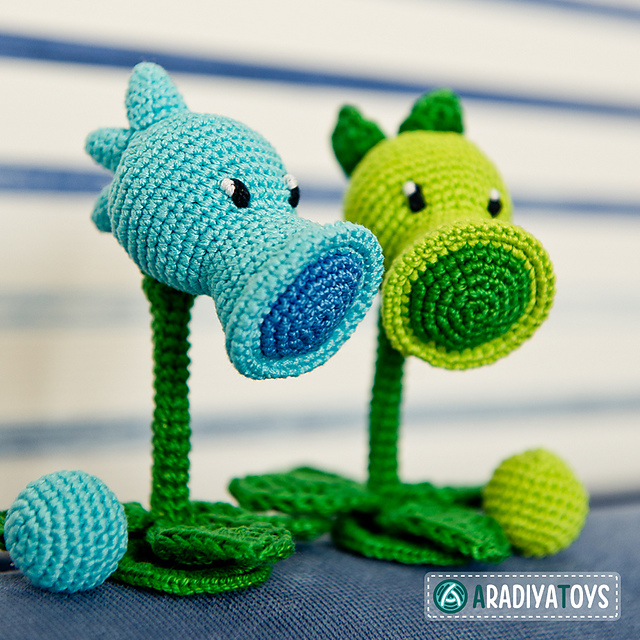 Peashooter and Snow Pea