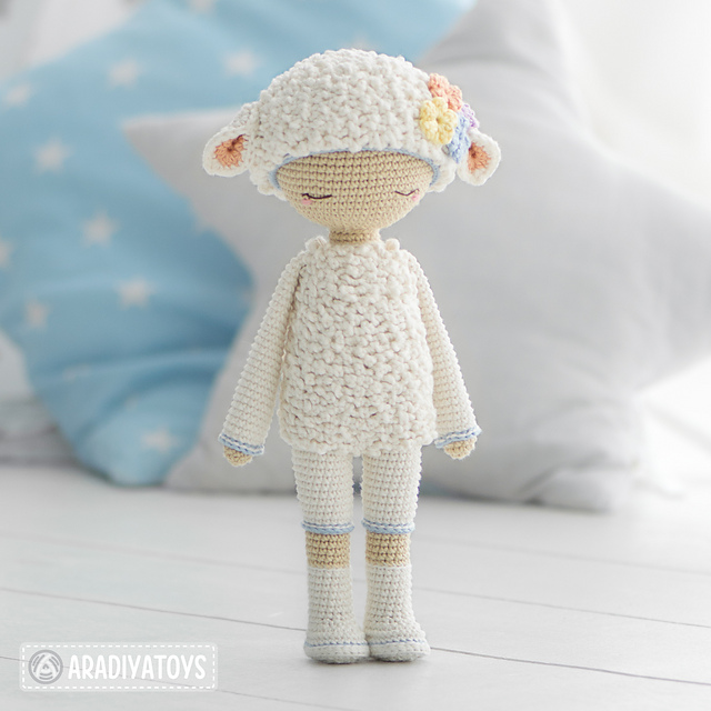 Friendy Wendy the Lamb
