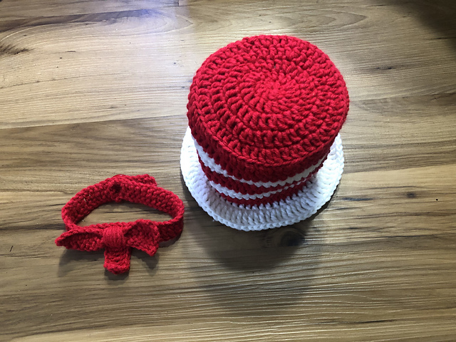Cat in the Hat Baby Hat