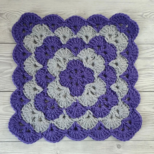 Shell Blanket Stitch