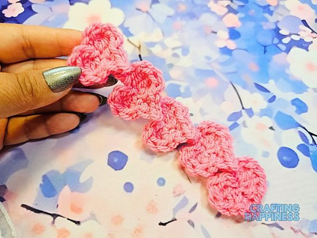 Chain Of Heart Garland