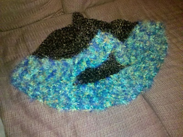 Chenille Cat-in-a-Bag