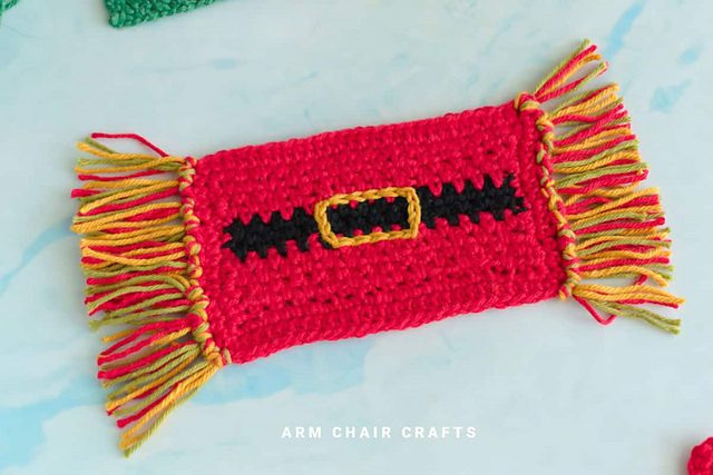 Crochet Santa Mug Rug