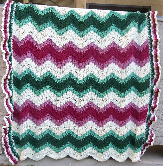 Shaded Scallops Afghan