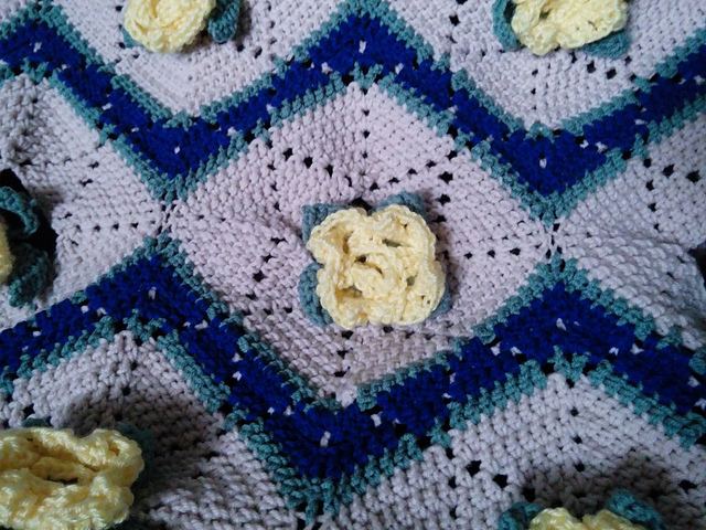 Bluebonnet and Yellow Rose Throw