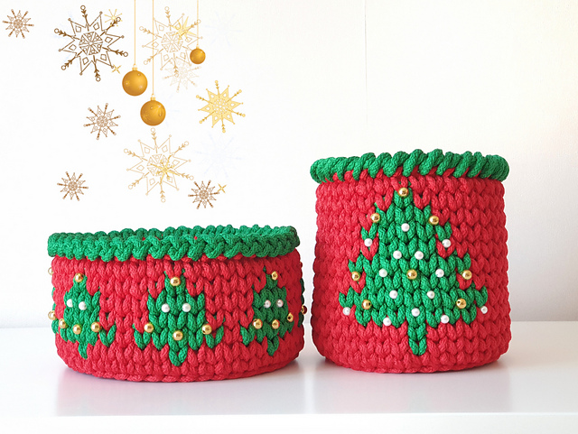 Baskets Christmas Tree