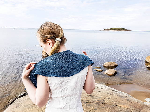 Sprouts shawlette