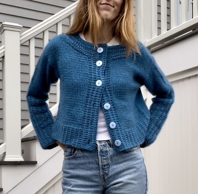 Ravelry: Primo Cardigan pattern by Artigiana Design