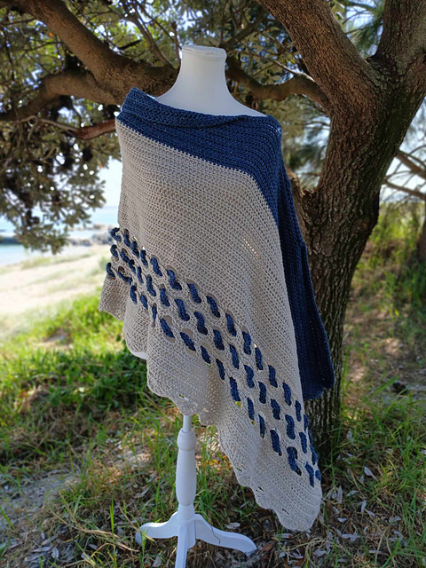 The Coastal Wanderer Poncho