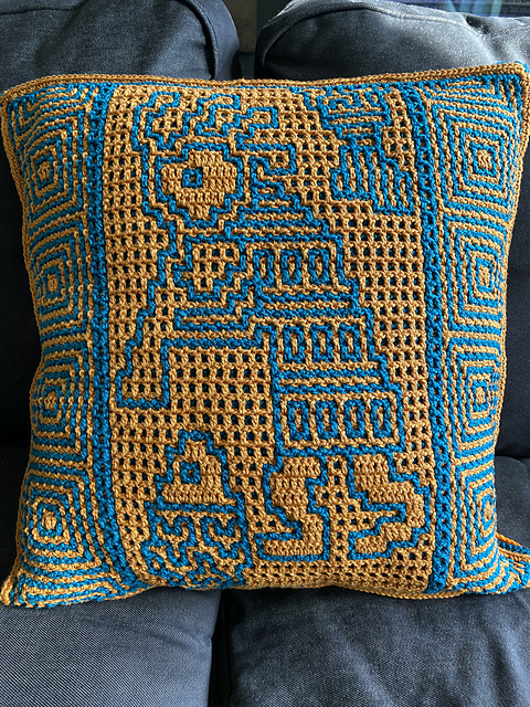Astrid's Waka waka cushion