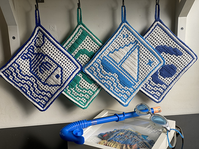 Ravelry: Astrid's 4 Water sports potholders pattern by Astrid Schandy