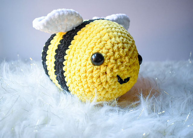Crochet Honey Bee