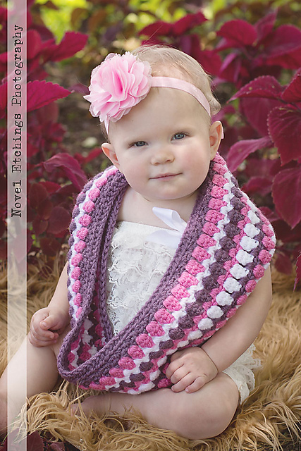 Spring Tulip Cowl