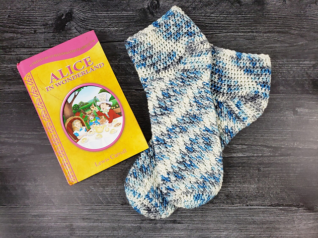 Wonderland Socks