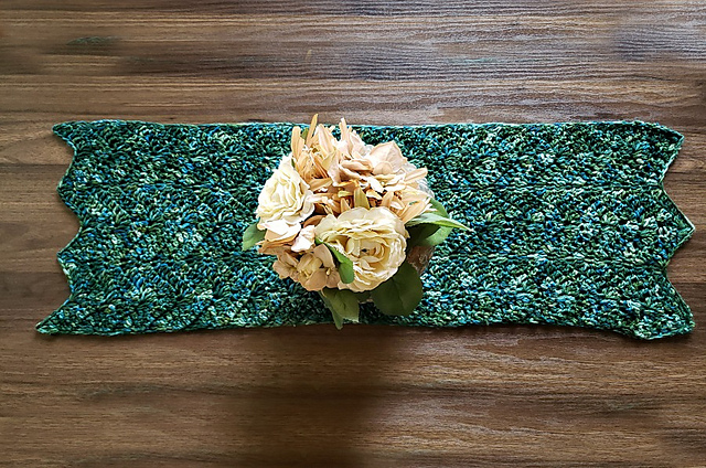 Ravelry: Dragonfly Table Runner pattern by Ashley Leither