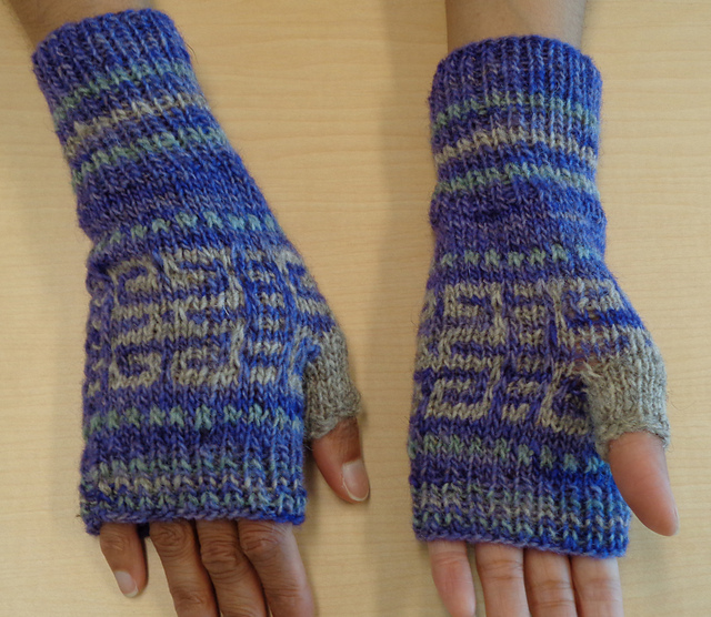 Scroll Mitts