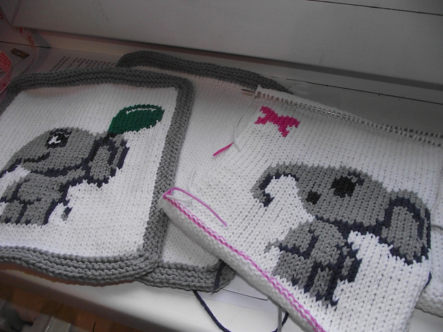 Elephant Parade Blanket Block B