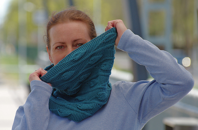 Swirling Leaves cowl