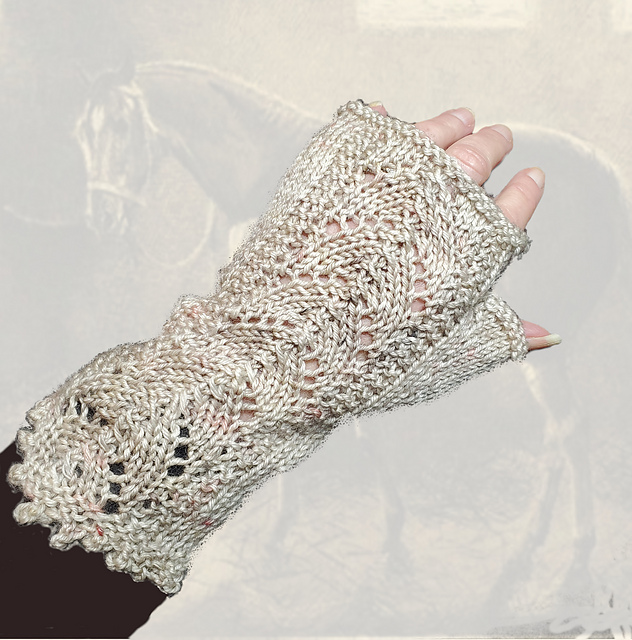 Queen Mary Mitts
