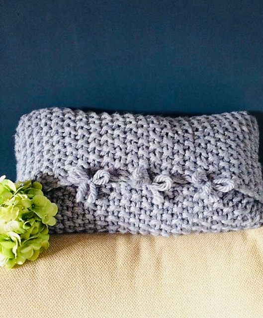 Bow Cushion