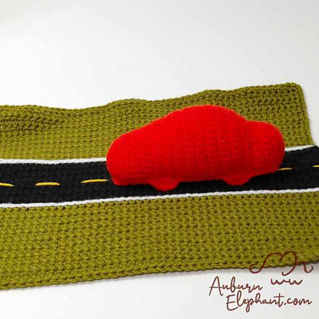 Car Plush with Play Mat