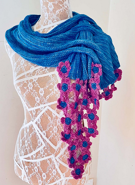 Fontaine De Fleurs Scarf Wrap