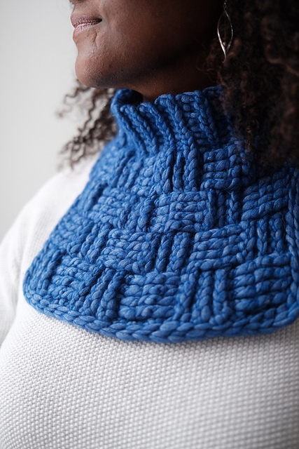 Wisteria Cowl