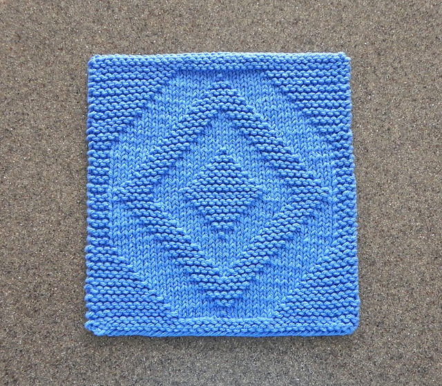 Geometrical Diamond Blanket Square
