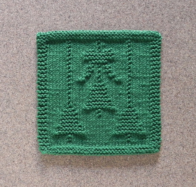 Christmas Bells & Bow Dishcloth